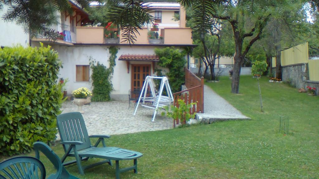 Appartamenti De Sanctis Villetta Barrea Exterior foto